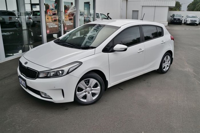 2017 KIA CERATO S