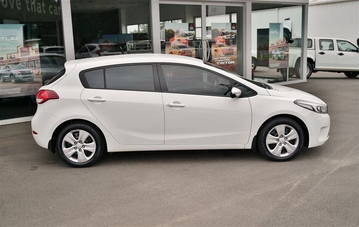 2017 KIA CERATO S