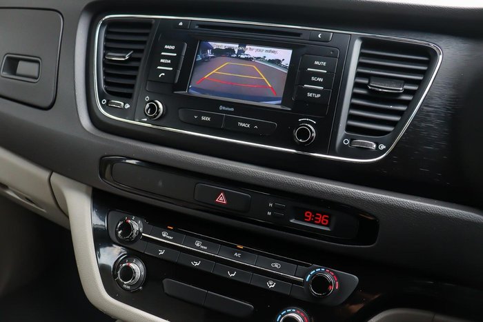 2016 Kia Carnival S