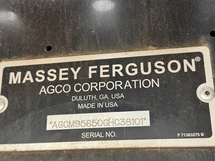 2016 Massey Ferguson 9565 Red