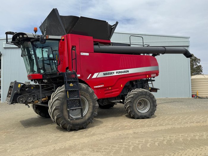 2016 Massey Ferguson 9565 Red