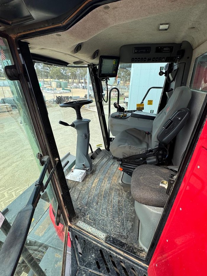2016 Massey Ferguson 9565 Red