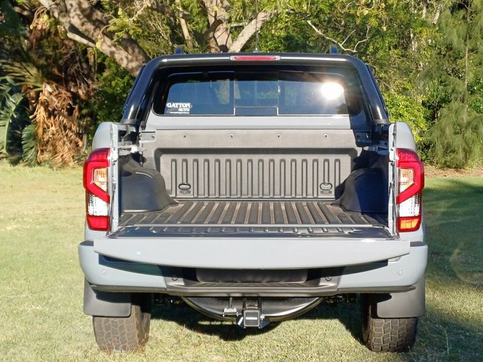 2025 Nissan Navara Pro-4X Warrior (4x4)