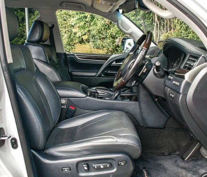 2021 Lexus LX 450d