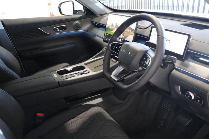 2025 Chery Tiggo 8 Super Hybrid Ultimate