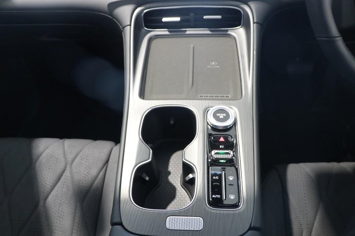 2025 Chery Tiggo 8 Super Hybrid Ultimate