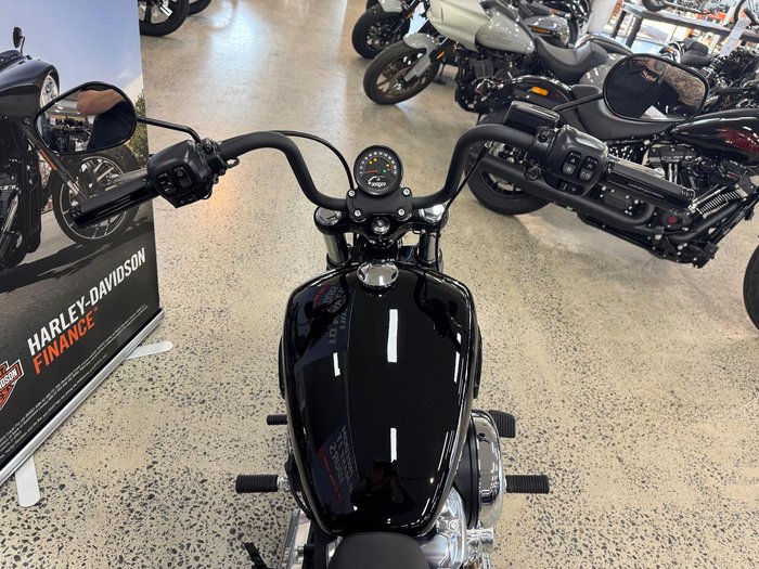 2025 Harley-Davidson Street Bob 117 (FXBB) Softail Black