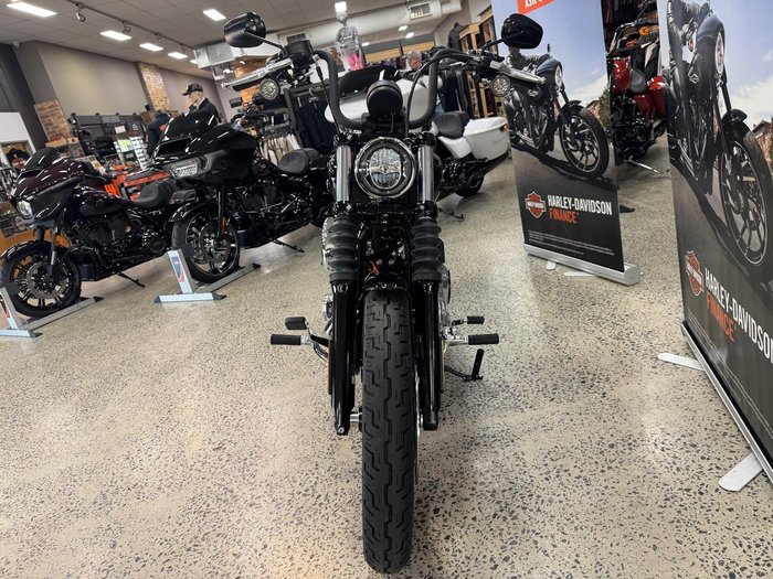 2025 Harley-Davidson Street Bob 117 (FXBB) Softail Black