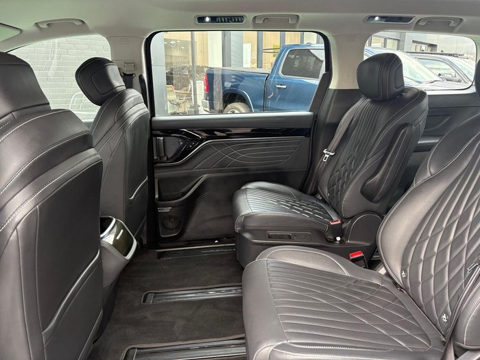 2023 LDV MIFA Mode Dynasty Red