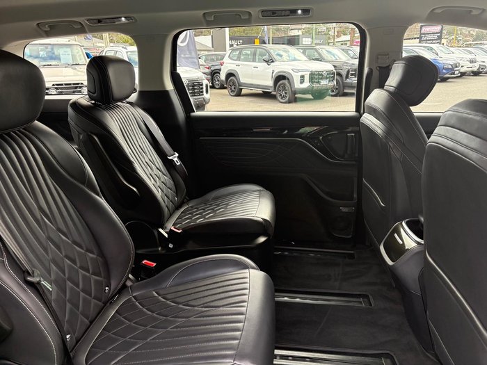 2023 LDV MIFA Mode Dynasty Red