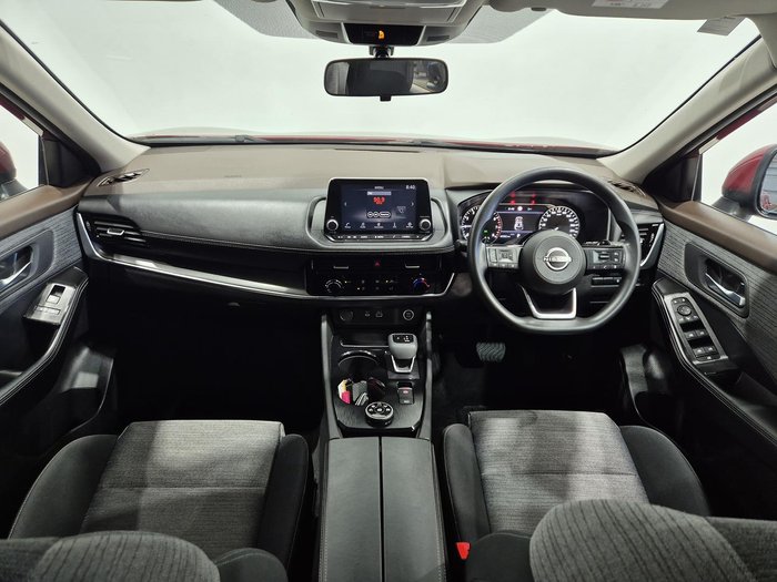 2024 Nissan X-TRAIL ST