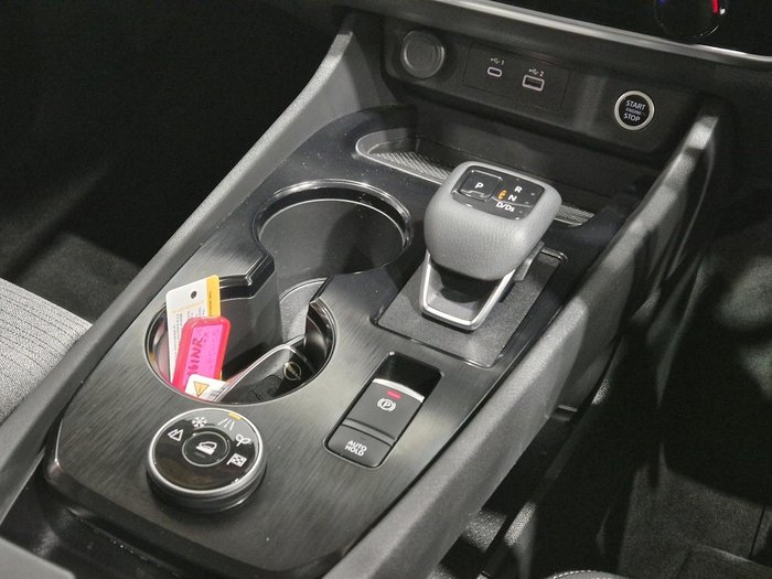 2024 Nissan X-TRAIL ST