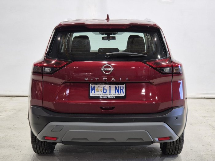 2024 Nissan X-TRAIL ST
