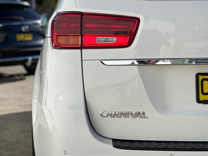 2019 Kia Carnival S