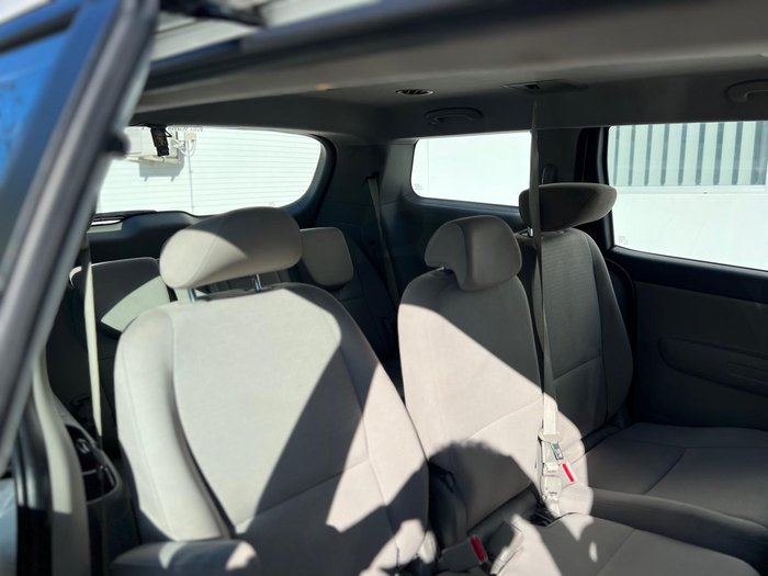 2019 Kia Carnival S