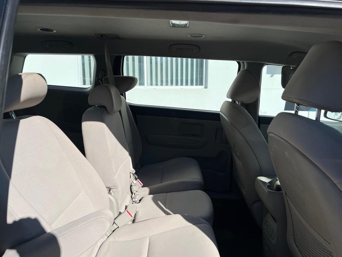 2019 Kia Carnival S