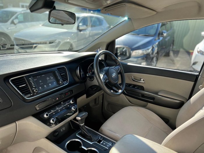 2019 Kia Carnival S