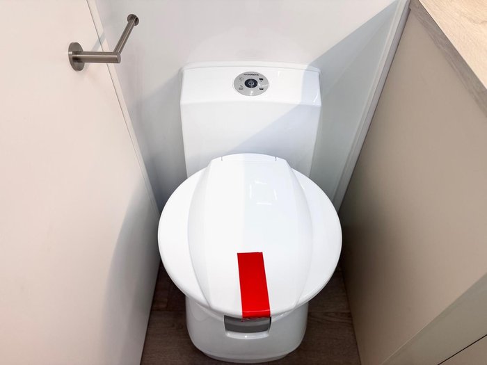 2025 Crusader My25 Musketeer Aramis Cafe Ensuite - Immediate Delivery