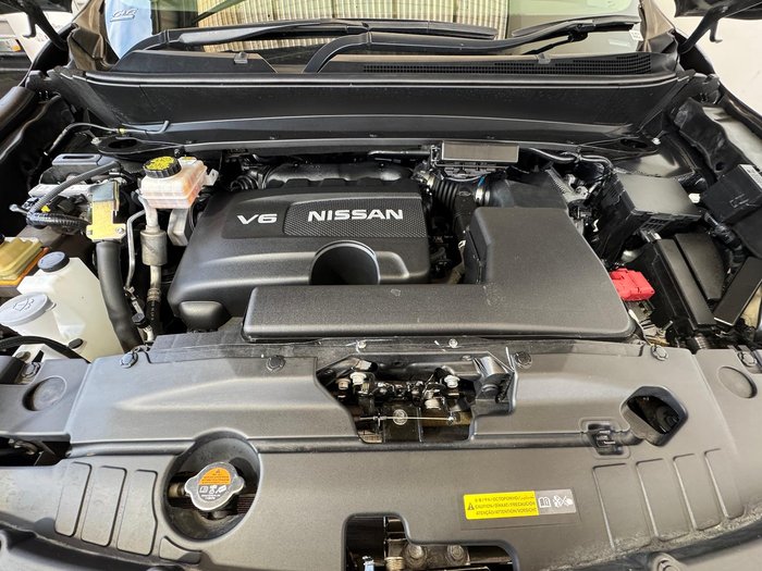 2018 Nissan Pathfinder ST-L