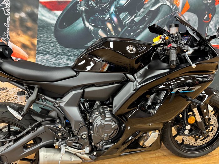 2023 Yamaha YZF-R7HO Black