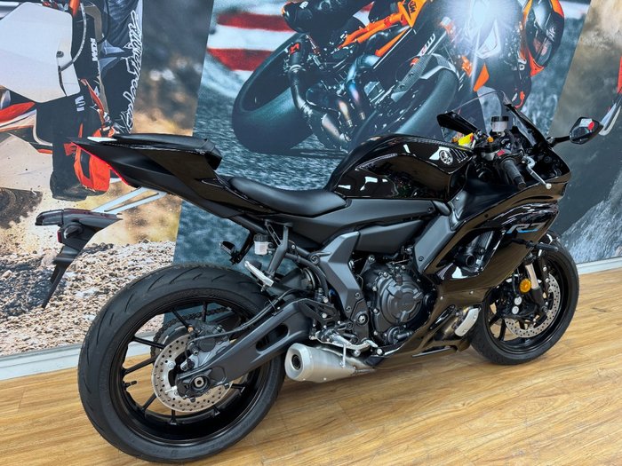 2023 Yamaha YZF-R7HO Black