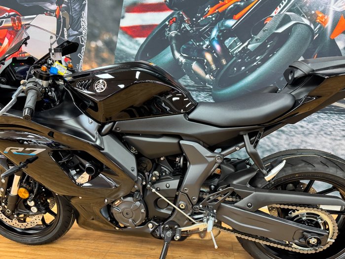 2023 Yamaha YZF-R7HO Black