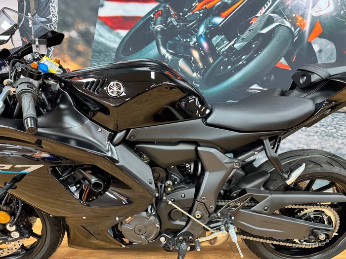 2023 Yamaha YZF-R7HO Black