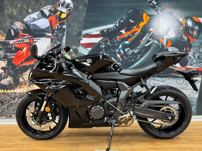 2023 Yamaha YZF-R7HO Black