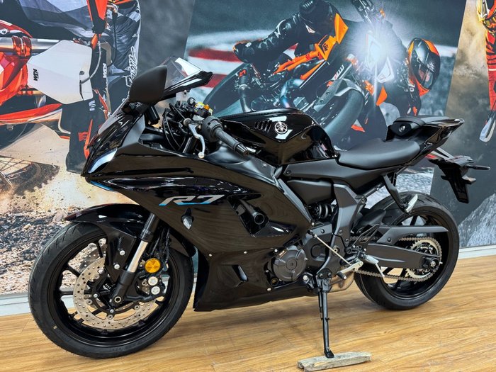 2023 Yamaha YZF-R7HO Black