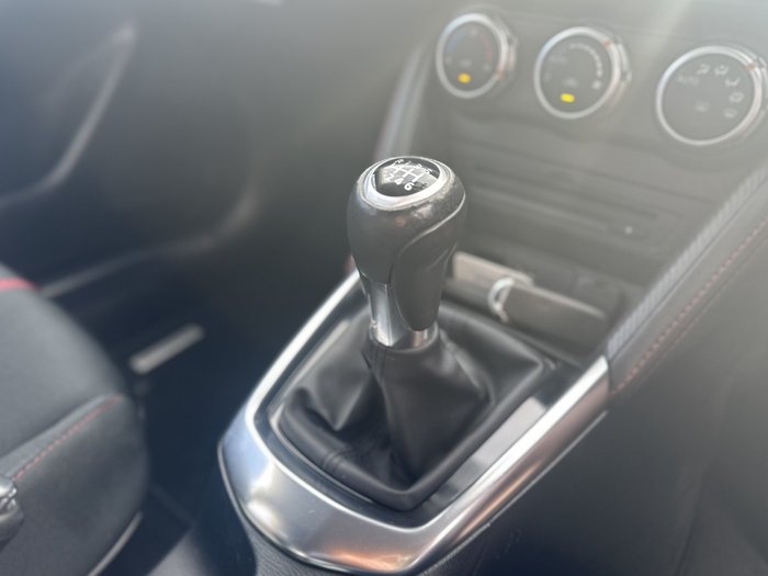 2016 Mazda 2 Genki