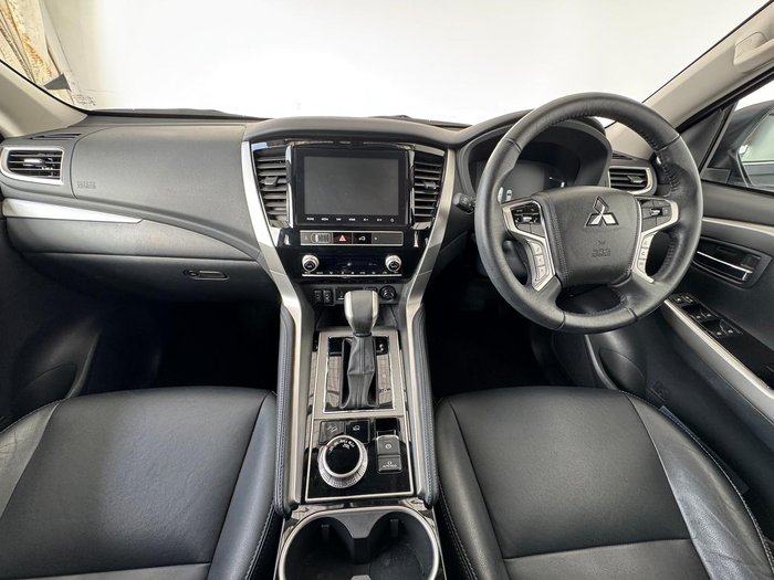 2024 Mitsubishi Pajero Sport Exceed