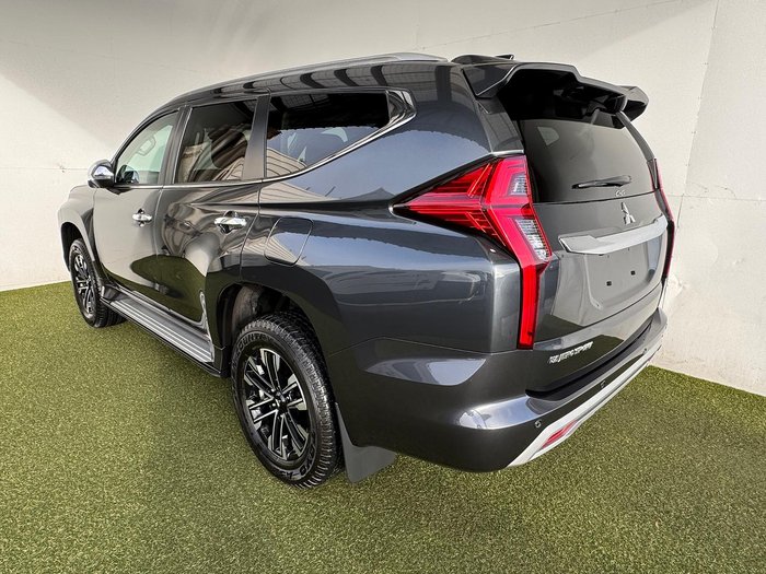 2024 Mitsubishi Pajero Sport Exceed