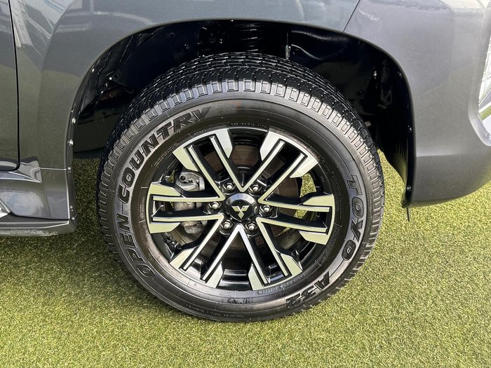 2024 Mitsubishi Pajero Sport Exceed