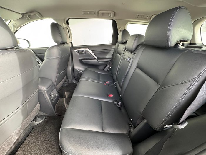 2024 Mitsubishi Pajero Sport Exceed