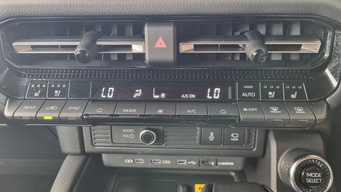 2024 Toyota Landcruiser Prado VX