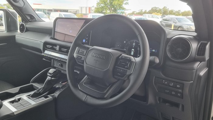 2024 Toyota Landcruiser Prado VX