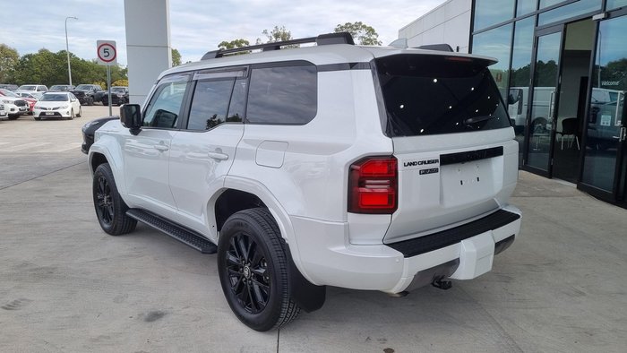 2024 Toyota Landcruiser Prado VX
