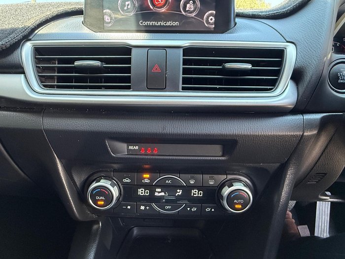 2018 Mazda 3 Maxx Sport