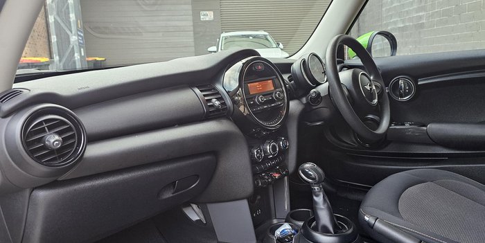 2016 MINI Hatch One F56 Pepper White