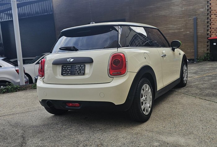 2016 MINI Hatch One F56 Pepper White