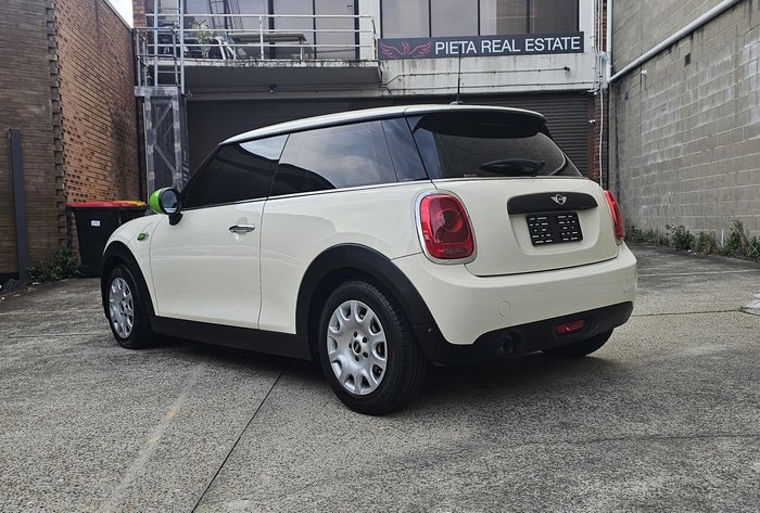 2016 MINI Hatch One F56 Pepper White