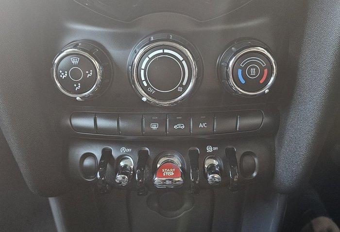 2016 MINI Hatch One F56 Pepper White