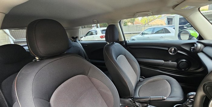 2016 MINI Hatch One F56 Pepper White