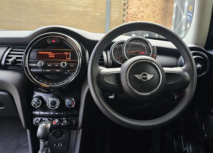 2016 MINI Hatch One F56 Pepper White