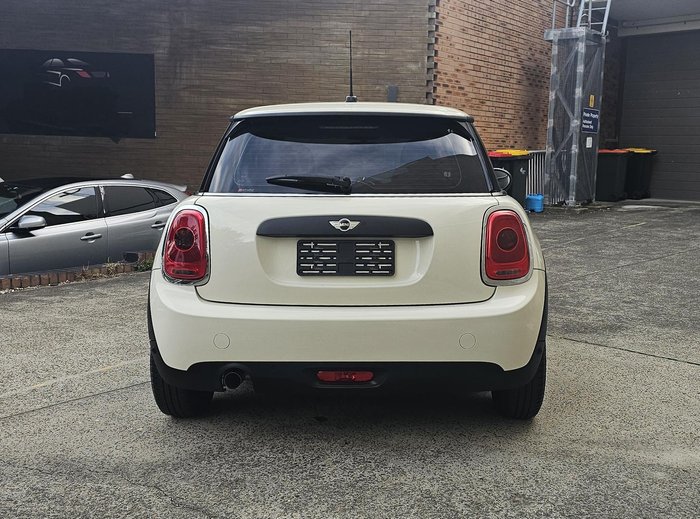 2016 MINI Hatch One F56 Pepper White