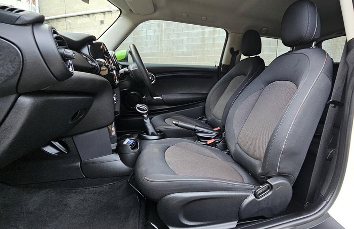2016 MINI Hatch One F56 Pepper White