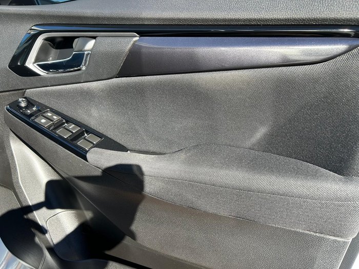 2022 Isuzu MU-X LS-U