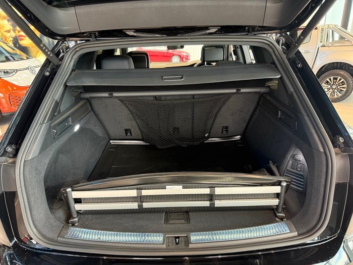 2023 Volkswagen Touareg 210TDI R-Line