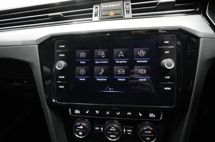 2020 Volkswagen Passat 140TSI Business