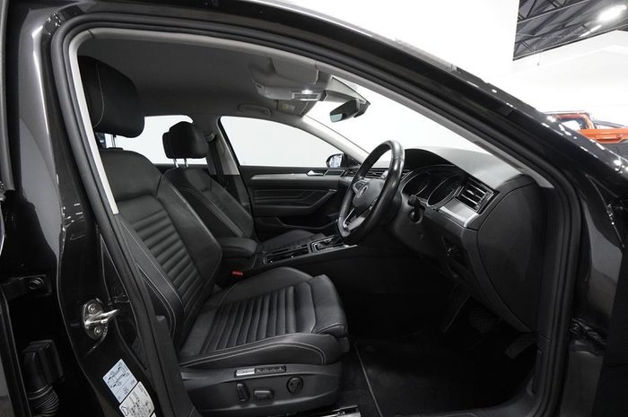 2020 Volkswagen Passat 140TSI Business
